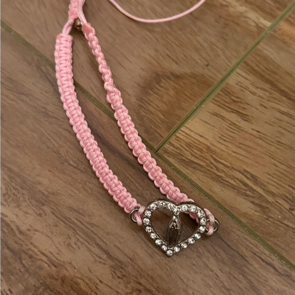 Bracelets - Picture 10 of 16